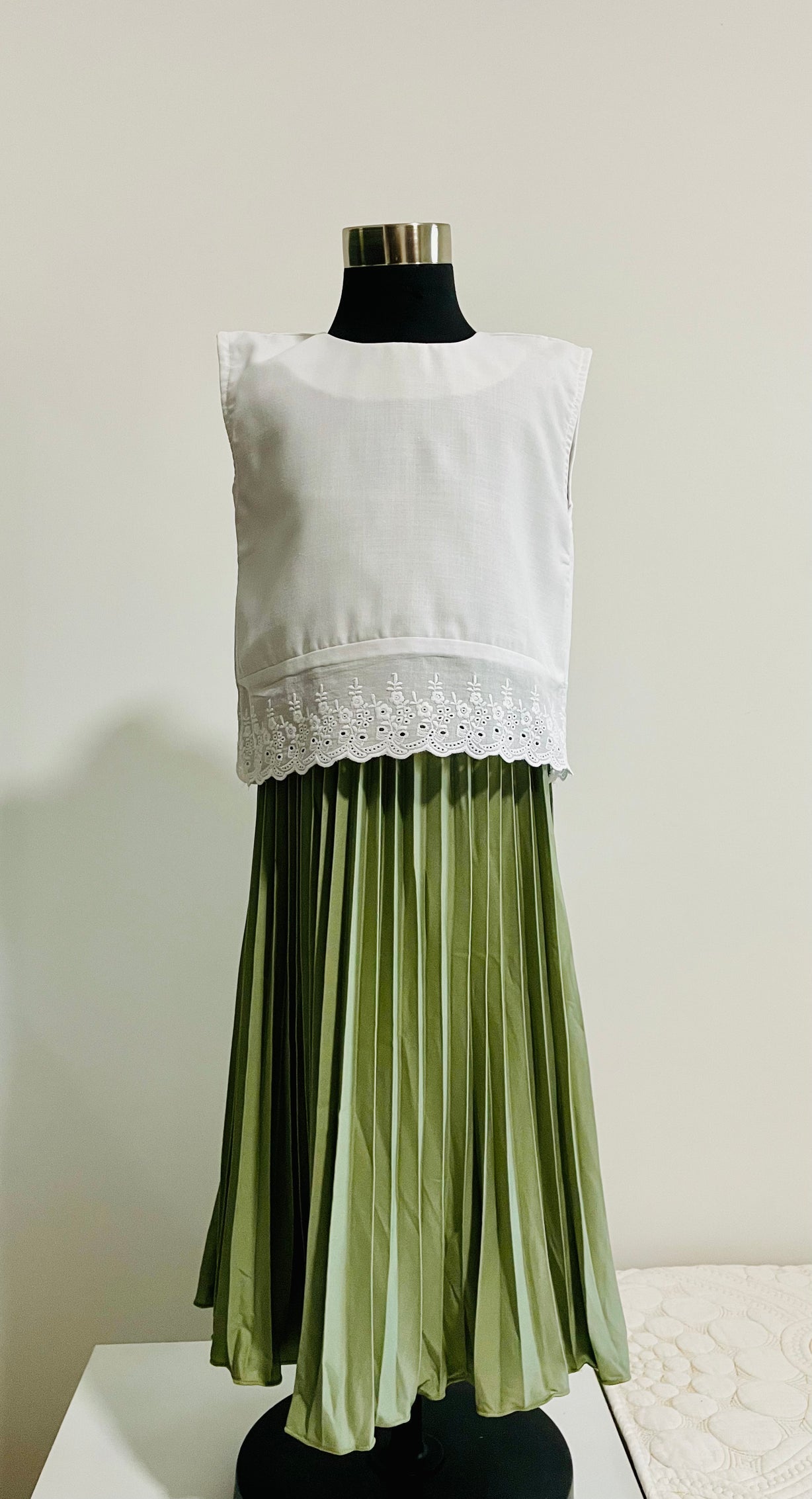 Pleated Skirt Light Green